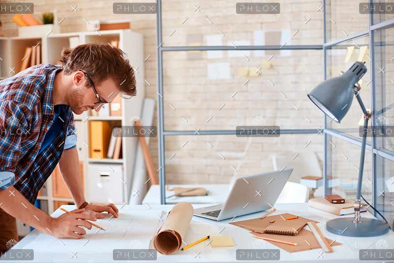 busy-architect-PYVKWM4 busy-architect-PYVKWM4
